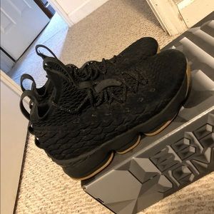 Nike Lebron “black gum”